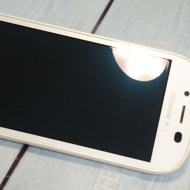 �ٻ��� �餯�餯���ޡ��ȥե���3 F-06F docomo �ۥ磻�� 622