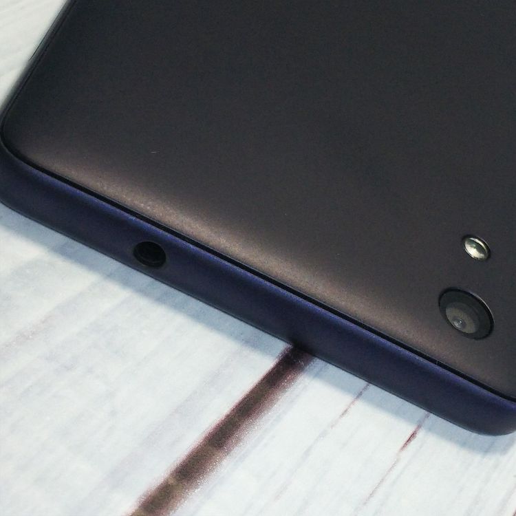 au Qua phone QZ ������ KYV44 ����ǥ���  086