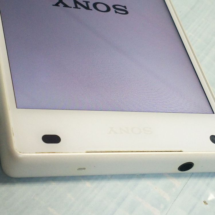 docomo Xperia Z5 Compact SO-02H WHITE  339
