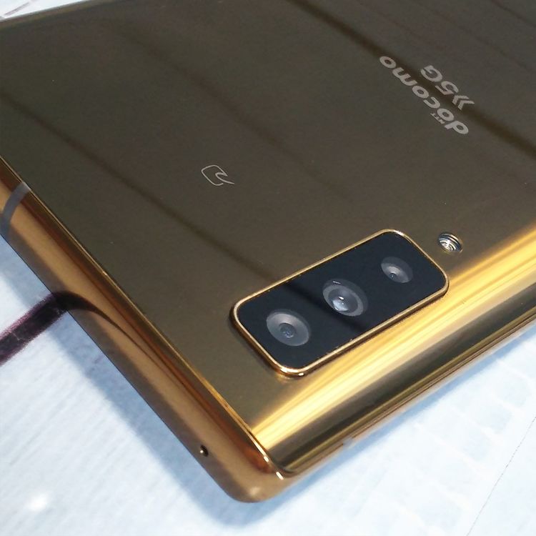 docomo arrows NX9 F-52A �������  721