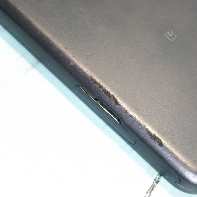 au AQUOS sense2 SHV43 Nuance Black  059