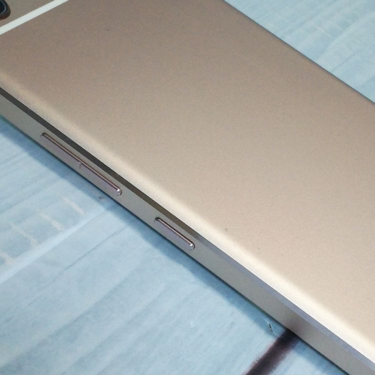 FREETEL REI �� �����ѥ󥴡����  FTJ161B  917