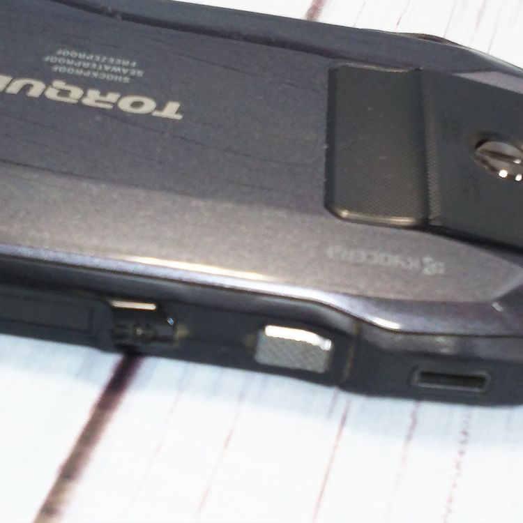 au ������ TORQUE G04 �֥�å� KYV46  057