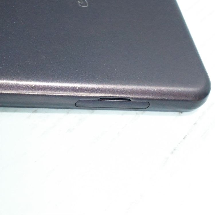 au AQUOS sense2 SHV43 Nuance Black  060