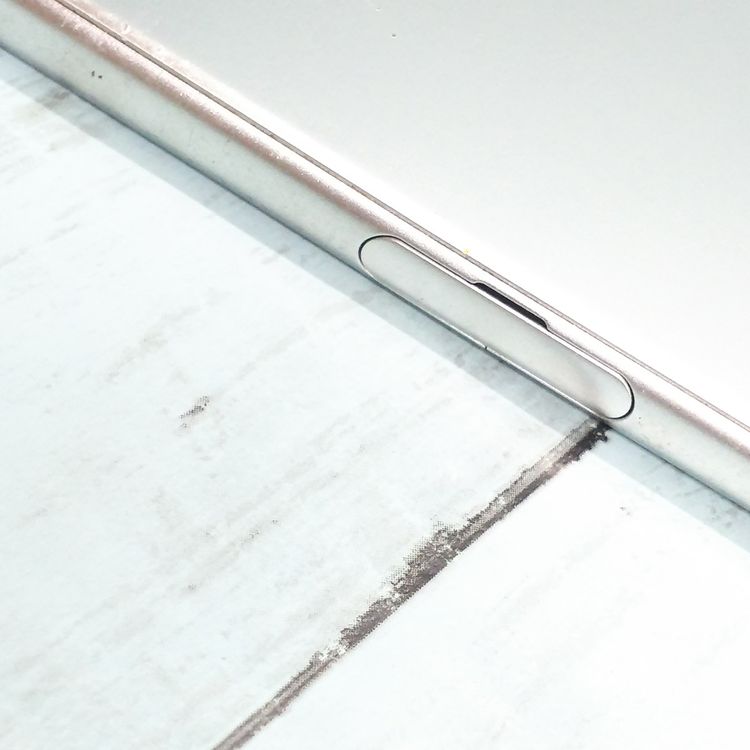 docomo Xperia X�� SO-01J Platinum ����С� [�����]  015