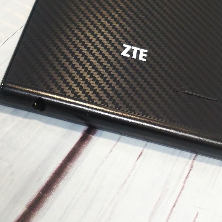 ZTE Blade Vec 4G �֥�å�  036