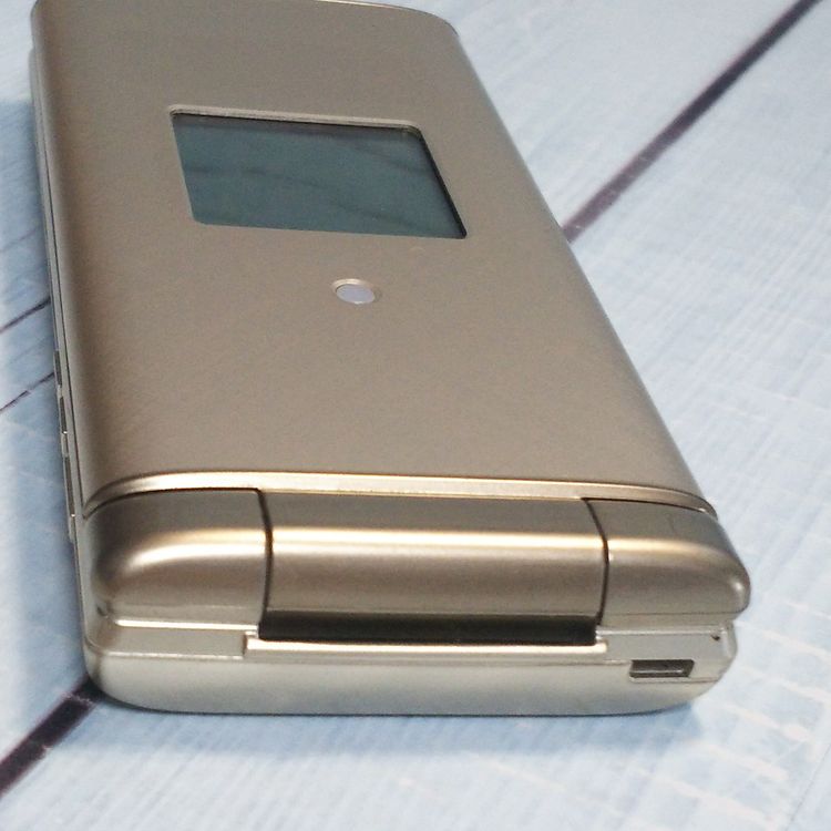 KYOCERA au KYF36 ���󤿤󥱡����� GOLD  990