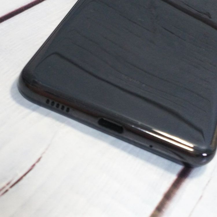 au Galaxy A20 SCV46 Black  427