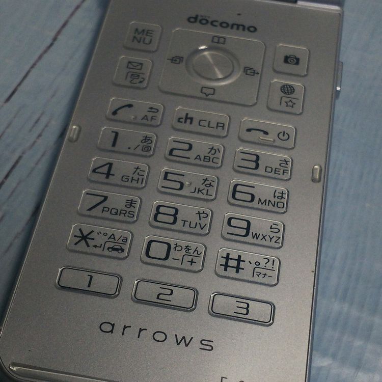 docomo arrows �ٻ��� �������� F-03L ����С�  200