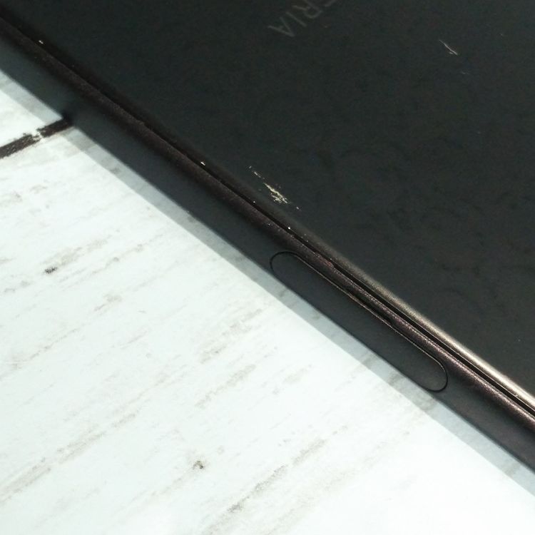 SONY Xperia XZs SOV35 au �֥�å�  639