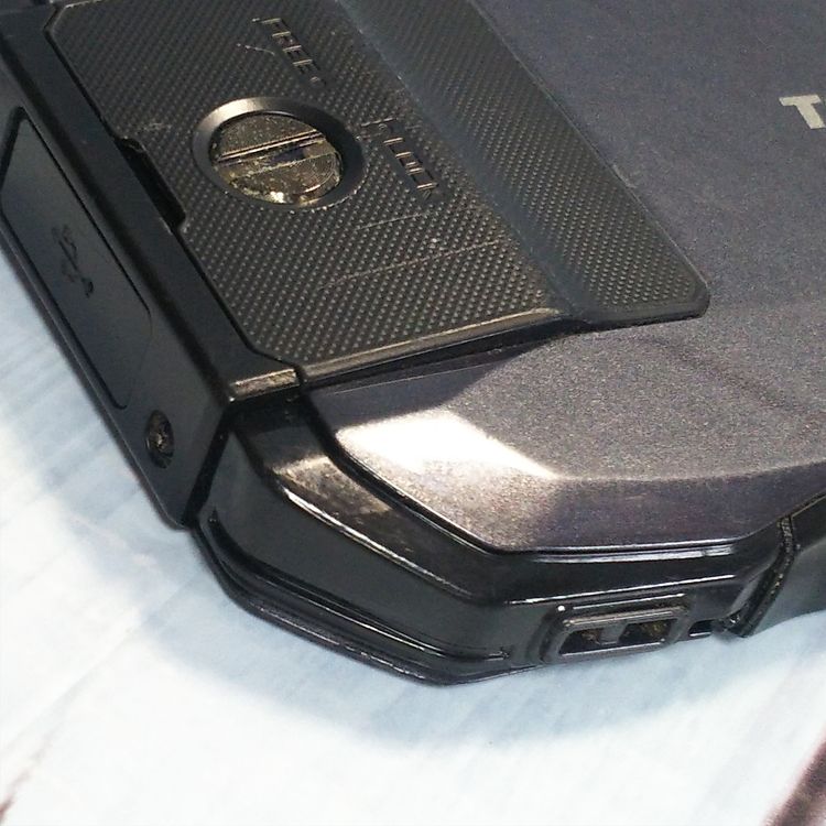 au ������ TORQUE G04 �֥�å� KYV46  117