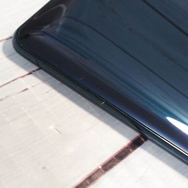 docomo Xperia XZ3 SO-01L �֥�å� [������]  526