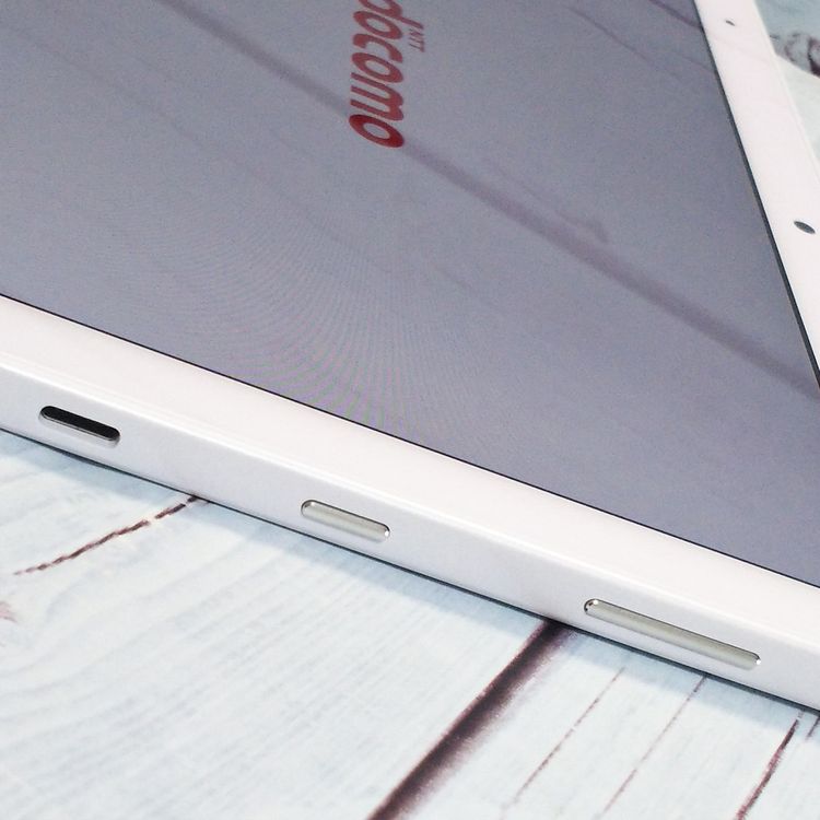 docomo dtab d-41A SHARP Android���֥�å� �ۥ磻��  ���� 214