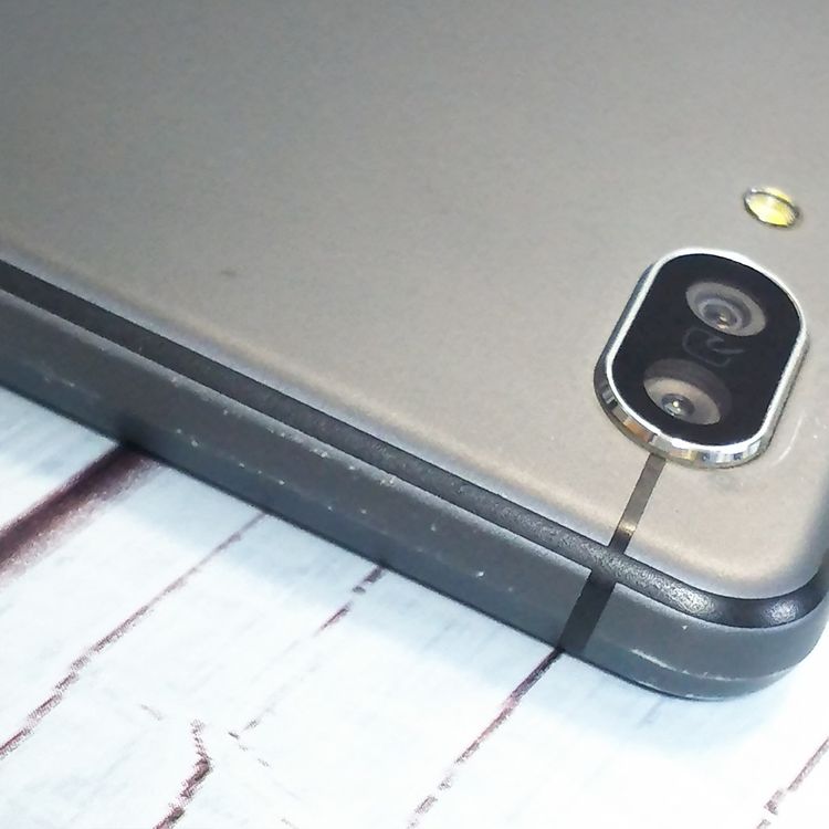 docomo AQUOS sense3 SH-02M �֥�å�  390