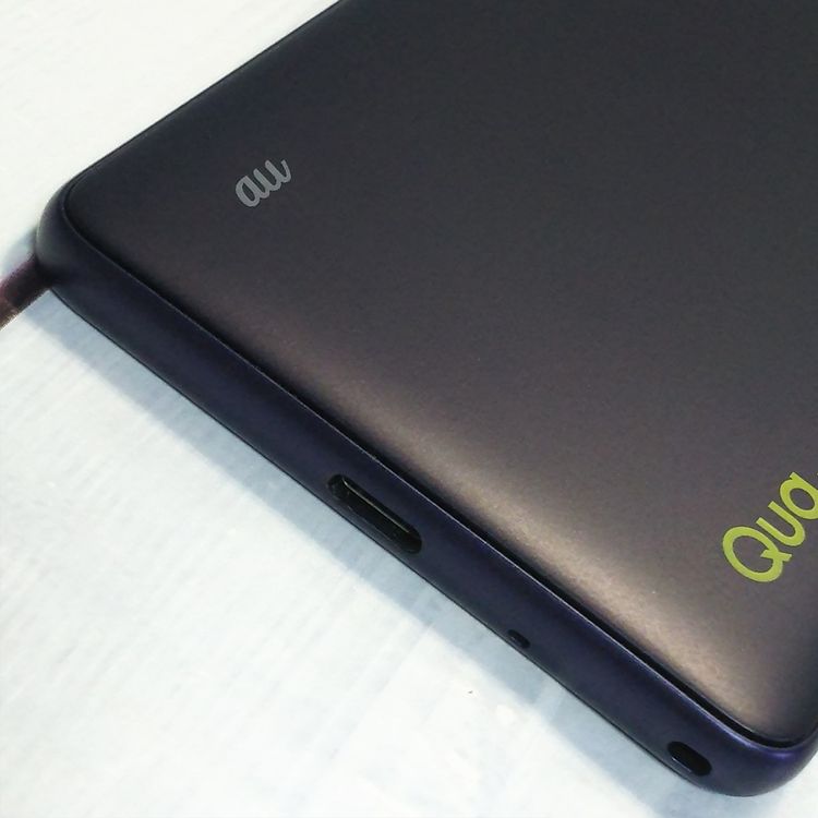 au Qua phone QZ ������ KYV44 ����ǥ���  923