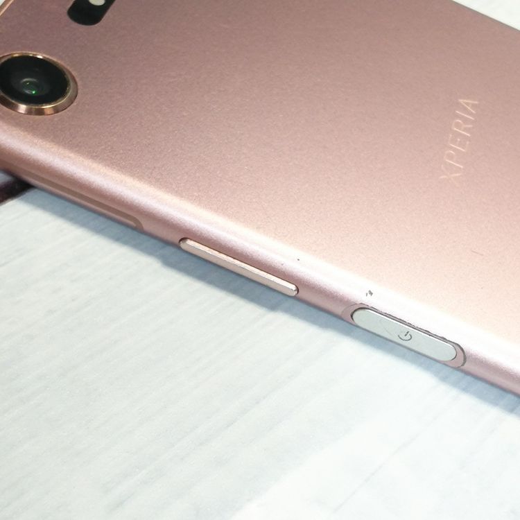 SoftBank Xperia XZ1 701SO �������ʥ� �ԥ�  002