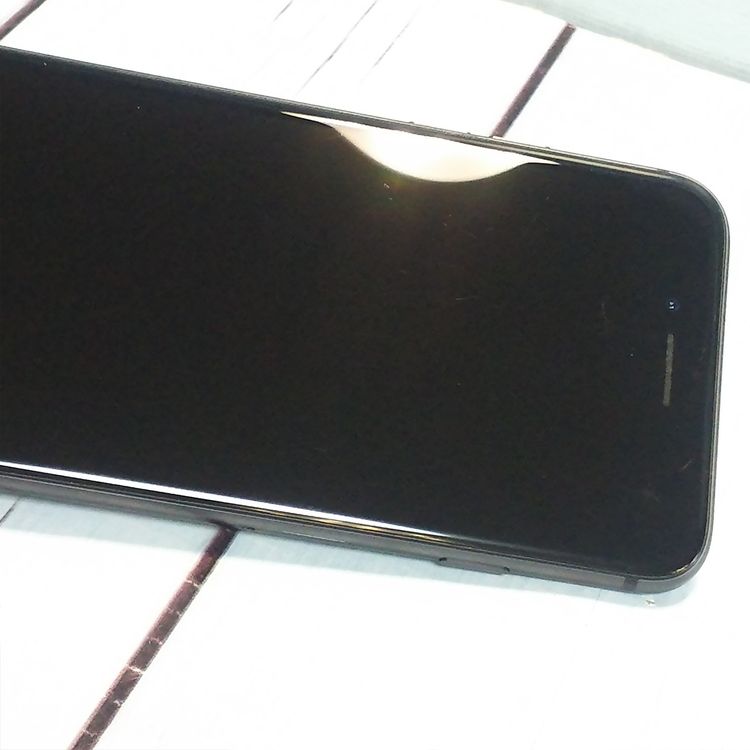 au iPhone8 64GB ���ڡ������졼  931