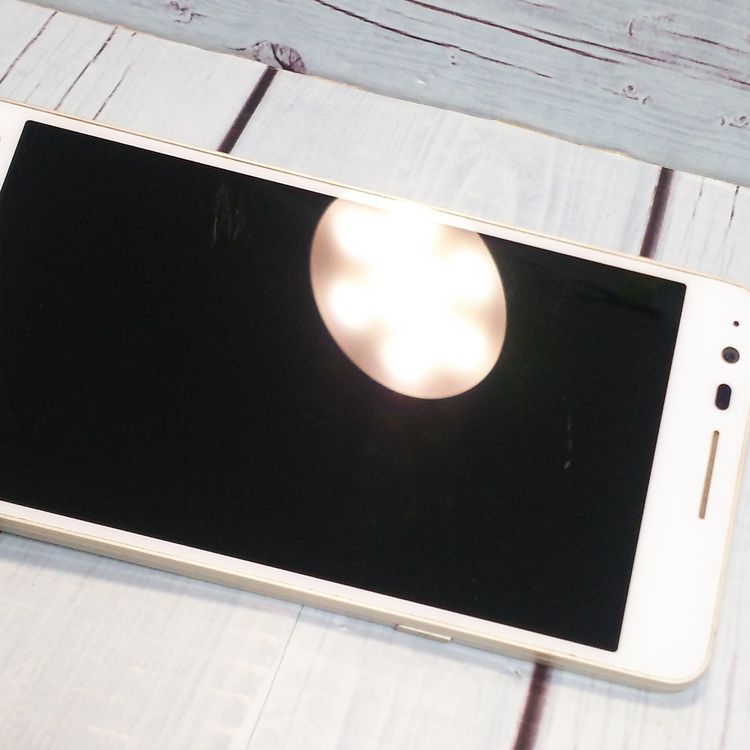 au Qua phone PX LGV33 �ۥ磻��  101