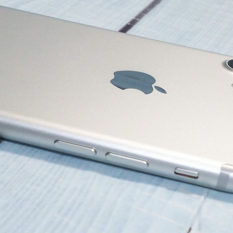SIM�ե꡼ iPhone7 ����С� 128GB  151