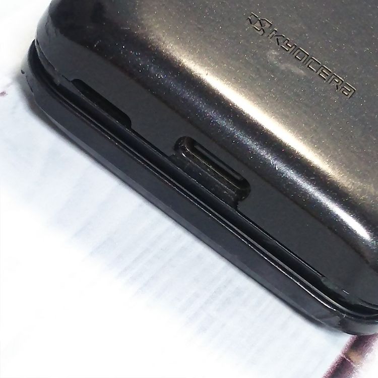 au GRATINA KYF42 �֥�å� ������ SIM���å�  654