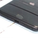 au iPhone7 �֥�å� 32GB  195