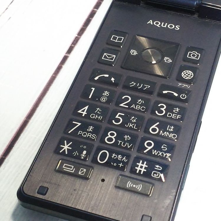 au SHARP AQUOS K SHF33 �ǥ����ץͥ��ӡ�  322