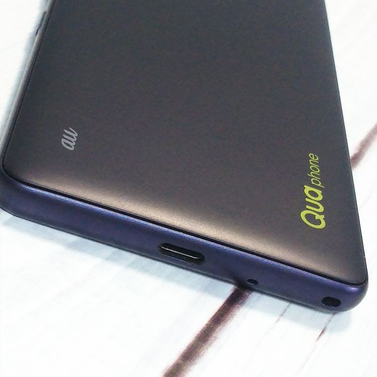 au Qua phone QZ ������ KYV44 ����ǥ���  430