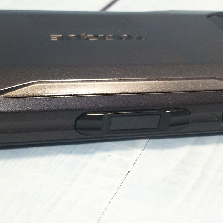 au ������ TORQUE 5G KYG01 �֥�å�  703