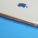 au iPhone8 64GB �������  717