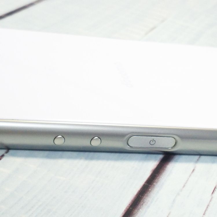 docomo Xperia Ace SO-02L �ۥ磻��  170