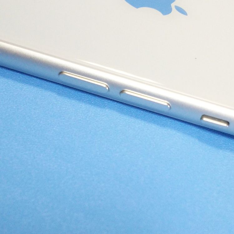 Softbank iPhone8 64GB ����С� [�����]  676