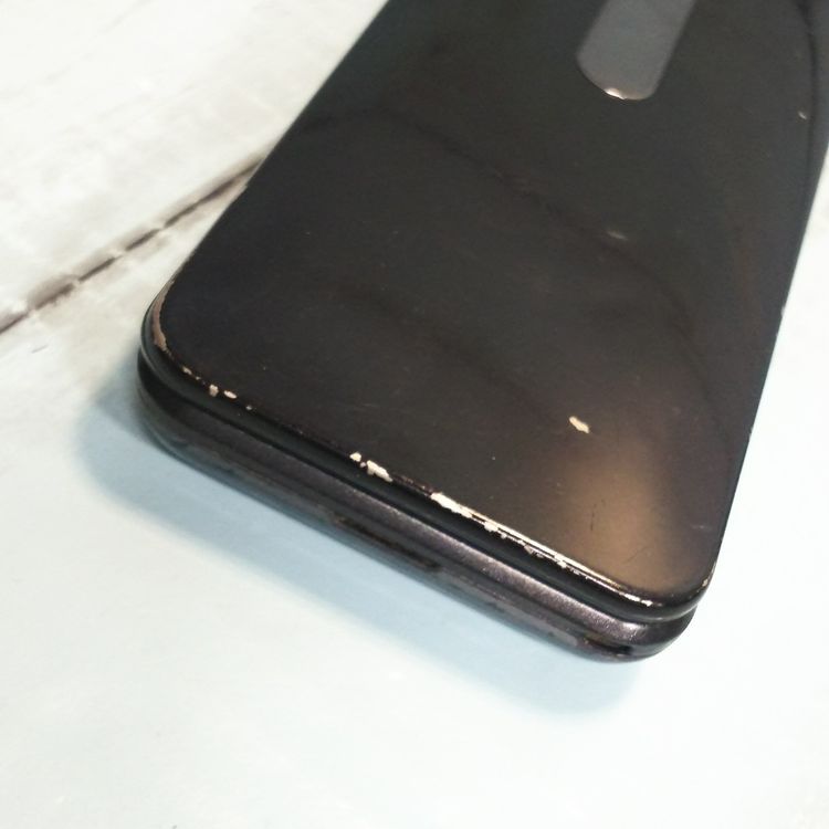 KYOCERA au GRATINA 4G BLACK KYF31  532