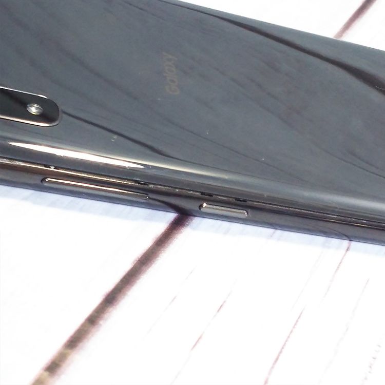 au Galaxy A20 SCV46 Black  695