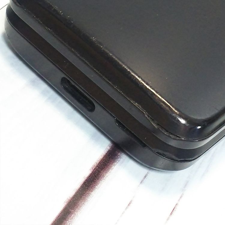 au GRATINA KYF42 �֥�å� ������ SIM���å�  738