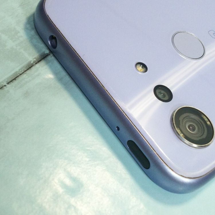 Y!mobile Android One S6 S6-KC ��٥�����֥롼  536