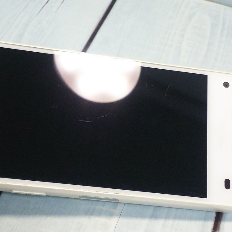 docomo Xperia Z5 Compact SO-02H WHITE  788
