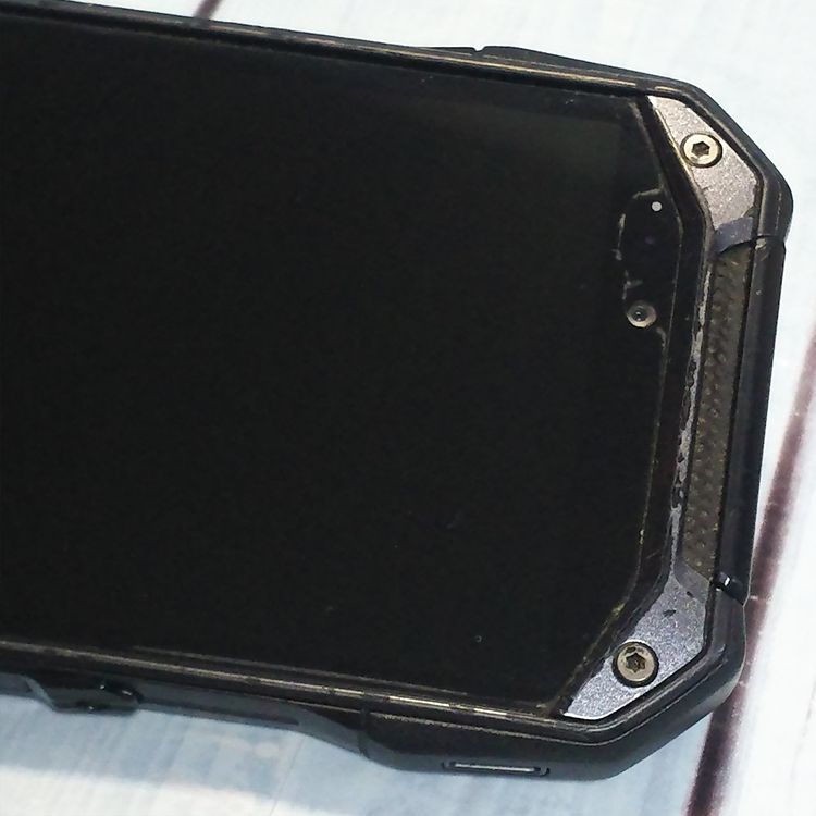 au ������ TORQUE G04 �֥�å� KYV46  698