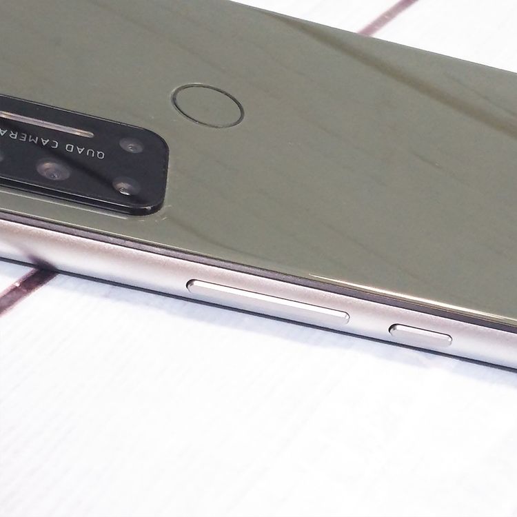 UMIDIGI A7 ���꡼��  ���� 351