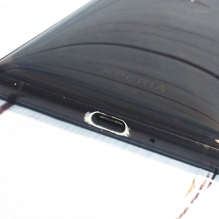 docomo SONY Xperia XZ2 64GB �֥�å� SO-03K  736