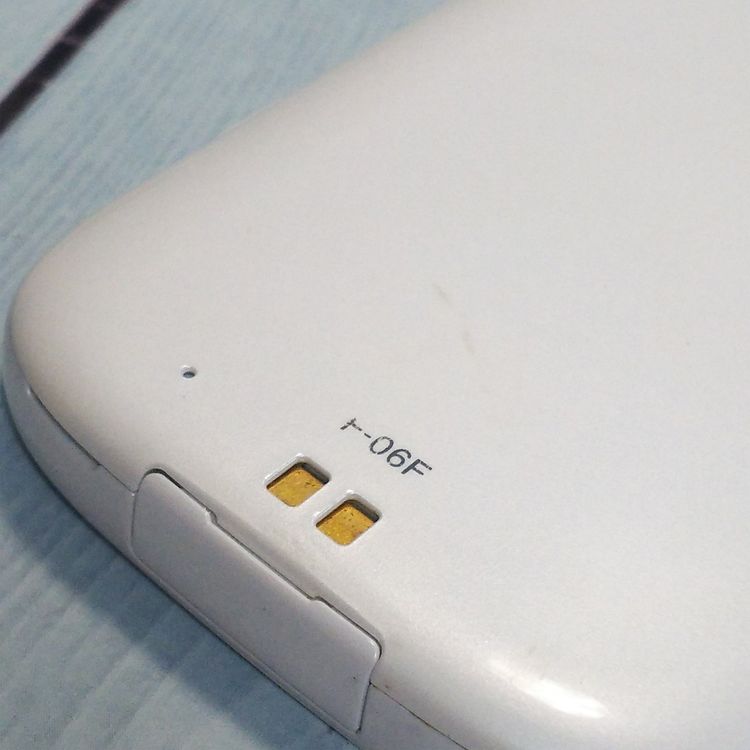 �ٻ��� �餯�餯���ޡ��ȥե���3 F-06F docomo �ۥ磻�� 272