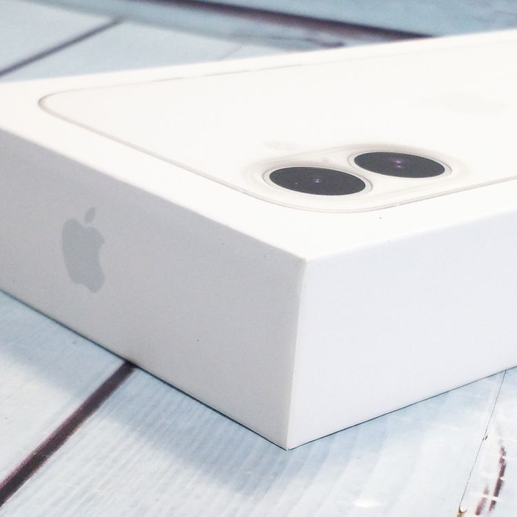 SIM�ե꡼ iPhone16 128GB �ۥ磻�� ����  ̤���� ���� 594