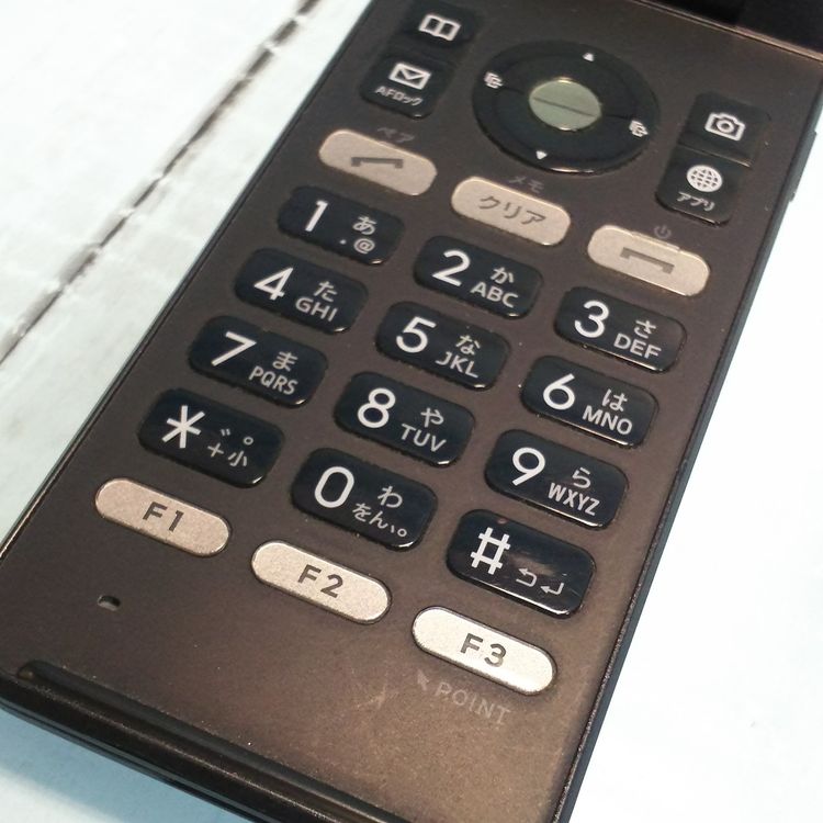 KYOCERA au GRATINA 4G BLACK KYF31  205