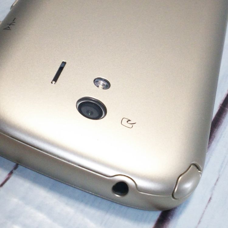 docomo F-03K ������� �餯�餯���ޡ��ȥե��� me  831