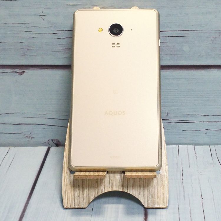 docomo SH-04G Gold ������� AQUOS EVER  692