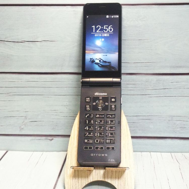 docomo arrows �ٻ��� �������� F-03L �֥�å�  323