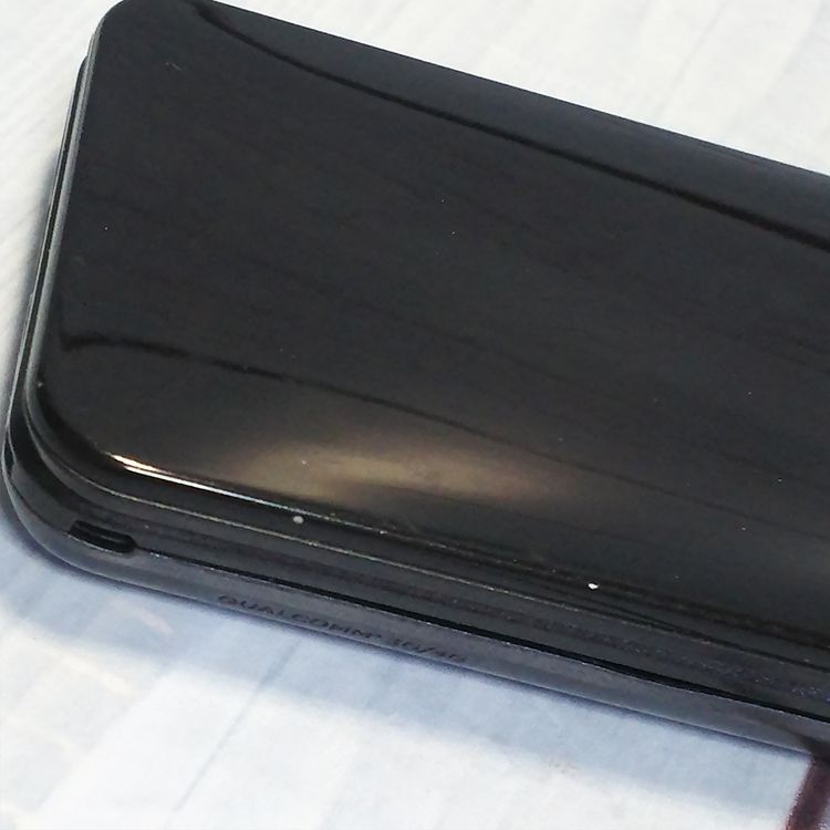 KYOCERA au GRATINA 4G BLACK KYF31  527