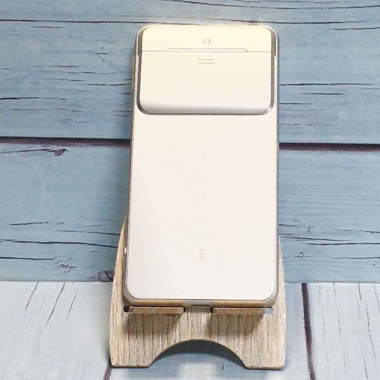 SHARP au SHV36 BASIO2   999