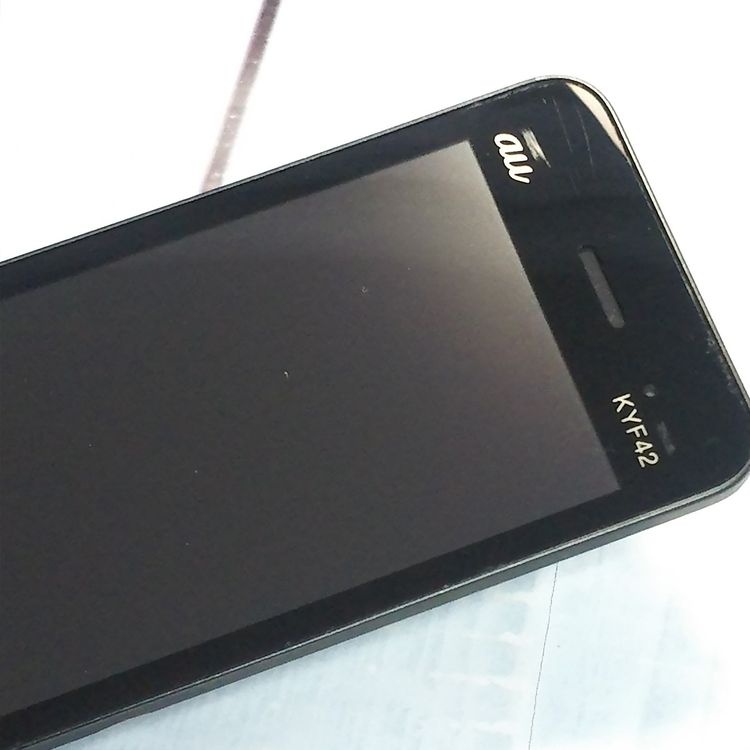 au GRATINA KYF42 �֥�å� ������ SIM���å�  897