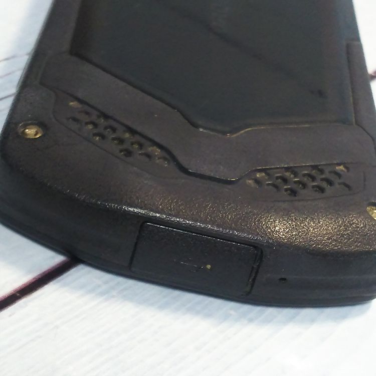 au ������ TORQUE �ȥ륯 G02 KYV35 �֥�å� BLACK  798