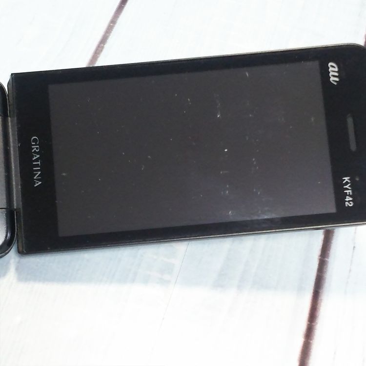 au GRATINA KYF42 �֥�å� ������ SIM���å�  617